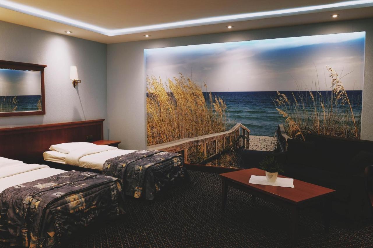 Zajazd Restauracja Paradise Czaplinek Ngoại thất bức ảnh
