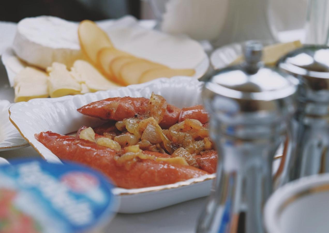 Zajazd Restauracja Paradise Czaplinek Ngoại thất bức ảnh