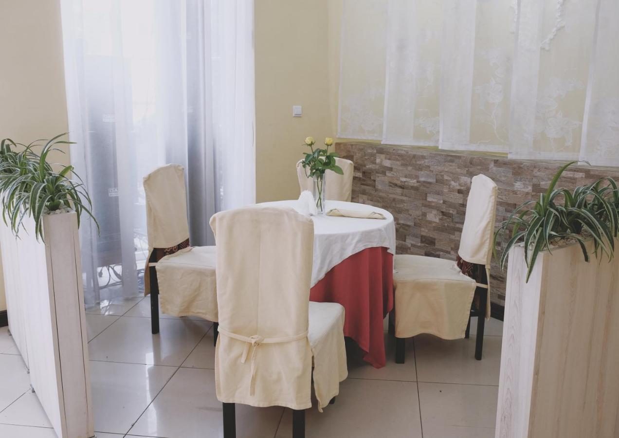 Zajazd Restauracja Paradise Czaplinek Ngoại thất bức ảnh